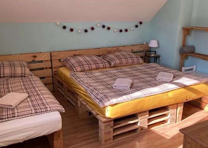 Dvojizbovy Utulny